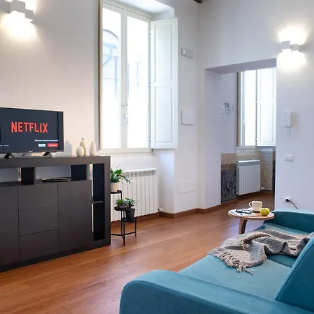 Gli Ippocastani - Free Parking - Old Town - Elegant & Spacious Apartment