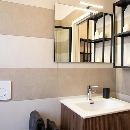 Gli Ippocastani - Free Parking - Old Town - Elegant & Spacious Apartment