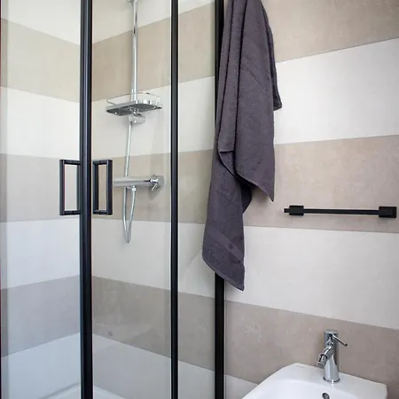 Gli Ippocastani - Free Parking - Old Town - Elegant & Spacious *