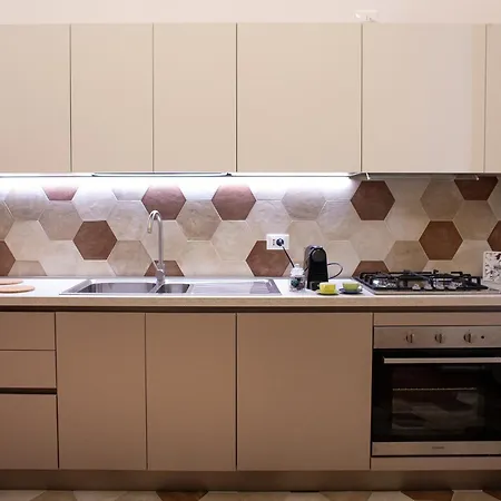 Gli Ippocastani - Free Parking - Old Town - Elegant & Spacious Apartament