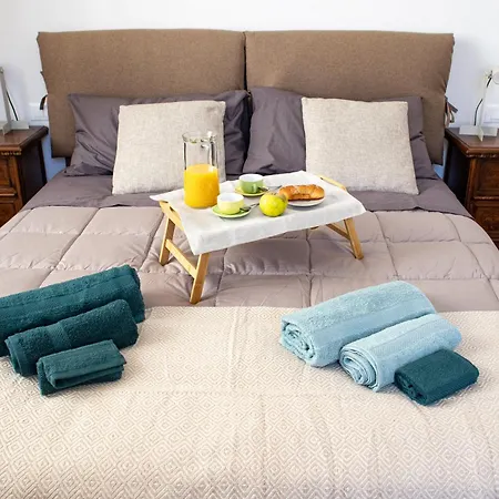 Apartament Gli Ippocastani - Free Parking - Old Town - Elegant & Spacious *