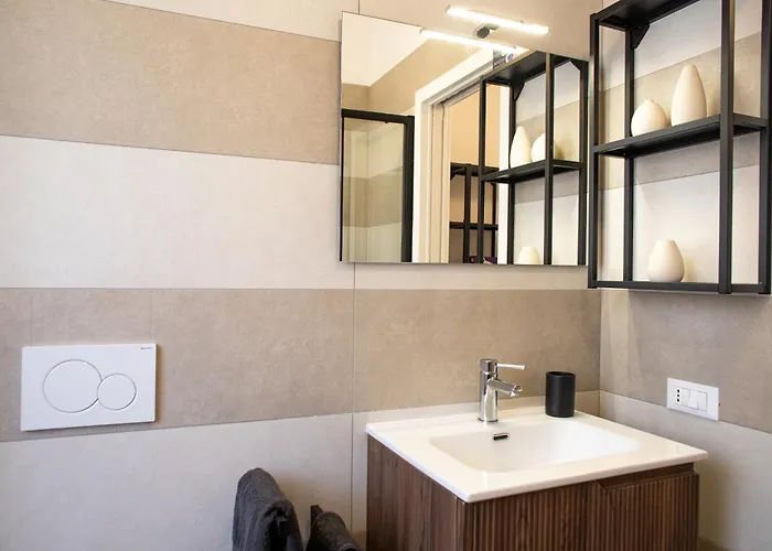 Gli Ippocastani - Free Parking - Old Town - Elegant & Spacious Appartement