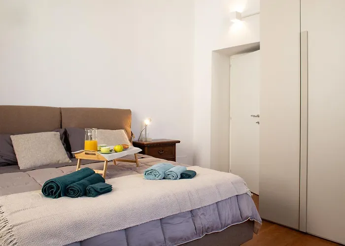 Gli Ippocastani - Free Parking - Old Town - Elegant & Spacious Appartement *