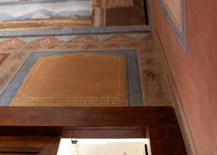 Gli Ippocastani - Free Parking - Old Town - Elegant & Spacious * LʼAquila